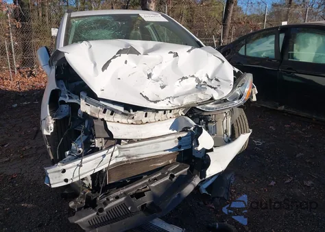 2019 Chevrolet Trax Lt z USA, uszkodzony, nr VIN KL7CJLSB2KB757996